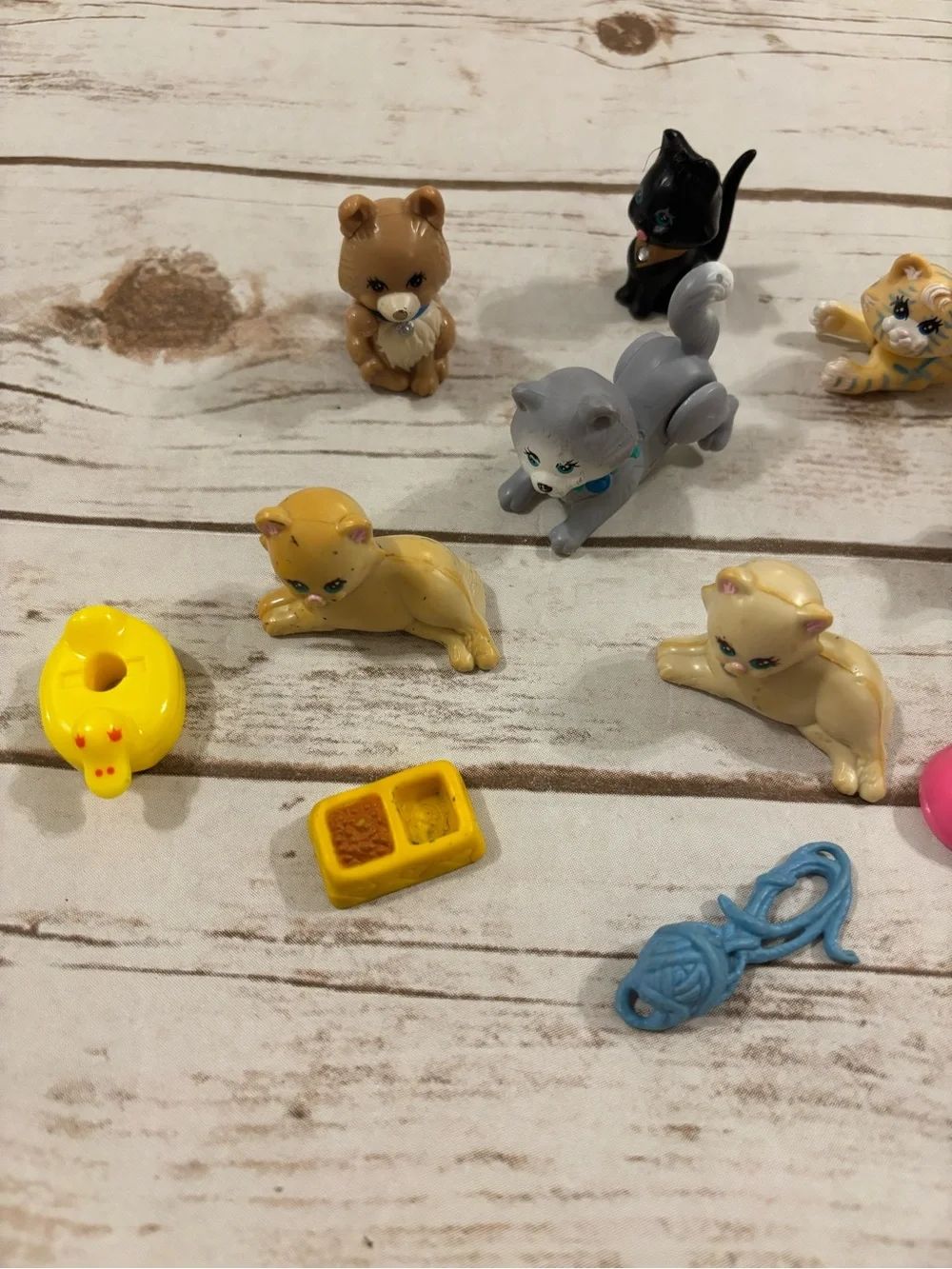 Vintage Littlest Pet Shop